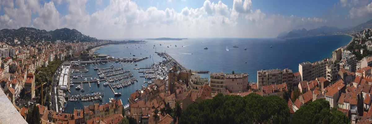 image-tolerie-fine-industrielle-cannes.webp Image Tôlerie fine industrielle Cannes
