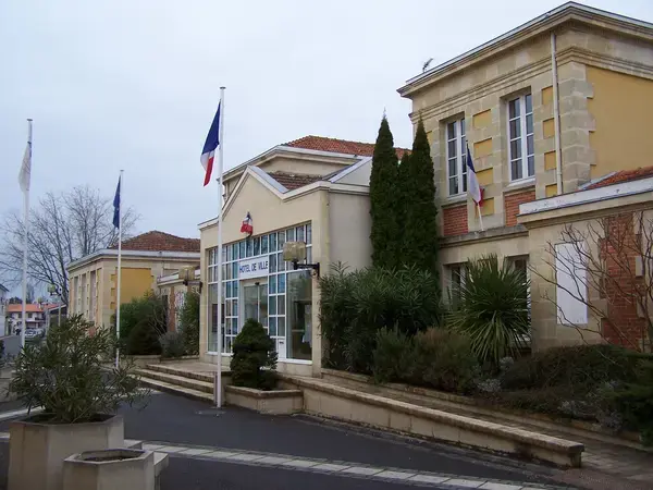Tôlerie Industrielle Pro Tôlerie fine industrielle Arès Tôlerie Industrielle Pro Tôlerie fine industrielle Arès