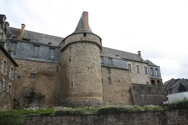 Tôlerie Industrielle Pro Tôlerie fine industrielle Châteaugiron Tôlerie Industrielle Pro Tôlerie fine industrielle Châteaugiron