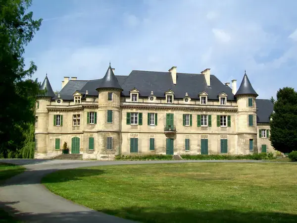 Tôlerie Industrielle Pro Tôlerie fine industrielle Lamorlaye Tôlerie Industrielle Pro Tôlerie fine industrielle Lamorlaye