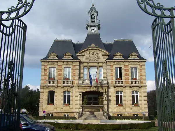 Tôlerie Industrielle Pro Tôlerie fine industrielle Le Vésinet Tôlerie Industrielle Pro Tôlerie fine industrielle Le Vésinet