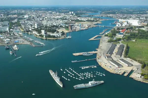 Tôlerie Industrielle Pro Tôlerie fine industrielle Lorient Tôlerie Industrielle Pro Tôlerie fine industrielle Lorient