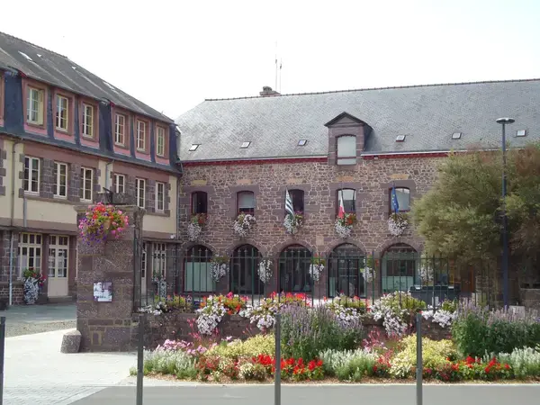 Tôlerie Industrielle Pro Tôlerie fine industrielle Montfort-sur-Meu Tôlerie Industrielle Pro Tôlerie fine industrielle Montfort-sur-Meu