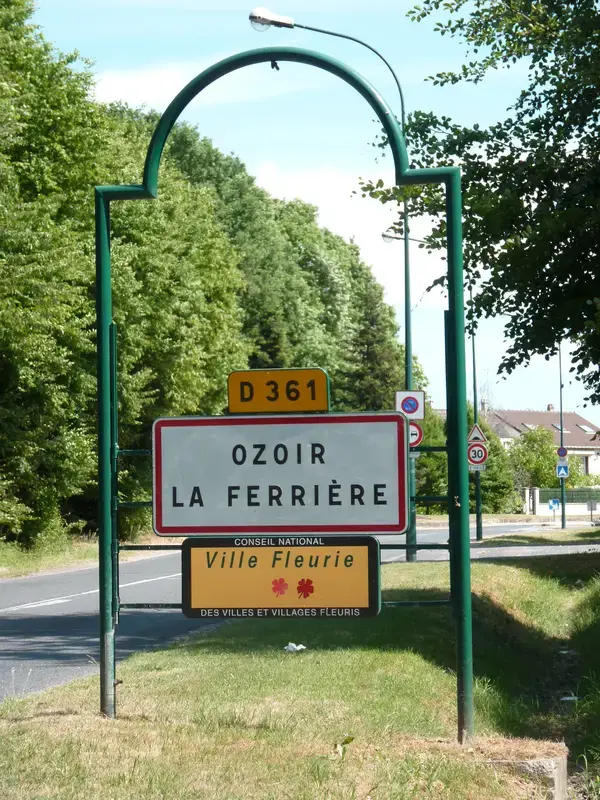 Tôlerie Industrielle Pro Tôlerie fine industrielle Ozoir-la-Ferrière Tôlerie Industrielle Pro Tôlerie fine industrielle Ozoir-la-Ferrière