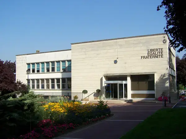 Tôlerie Industrielle Pro Tôlerie fine industrielle Saint-Cyr-l'École Tôlerie Industrielle Pro Tôlerie fine industrielle Saint-Cyr-l'École